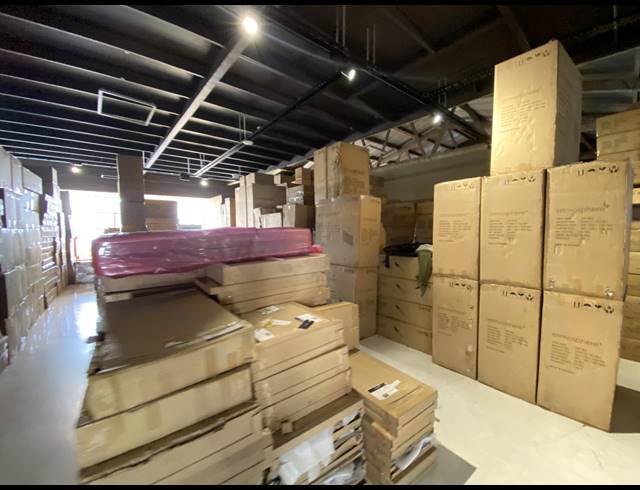 650M² SHOWROOM TO LET IN WOODSTOCK